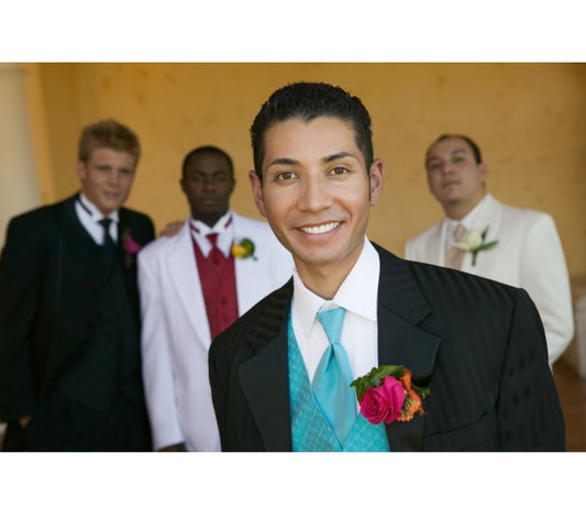 6 Benefits of Custom Designed T-shirts for Your Prom